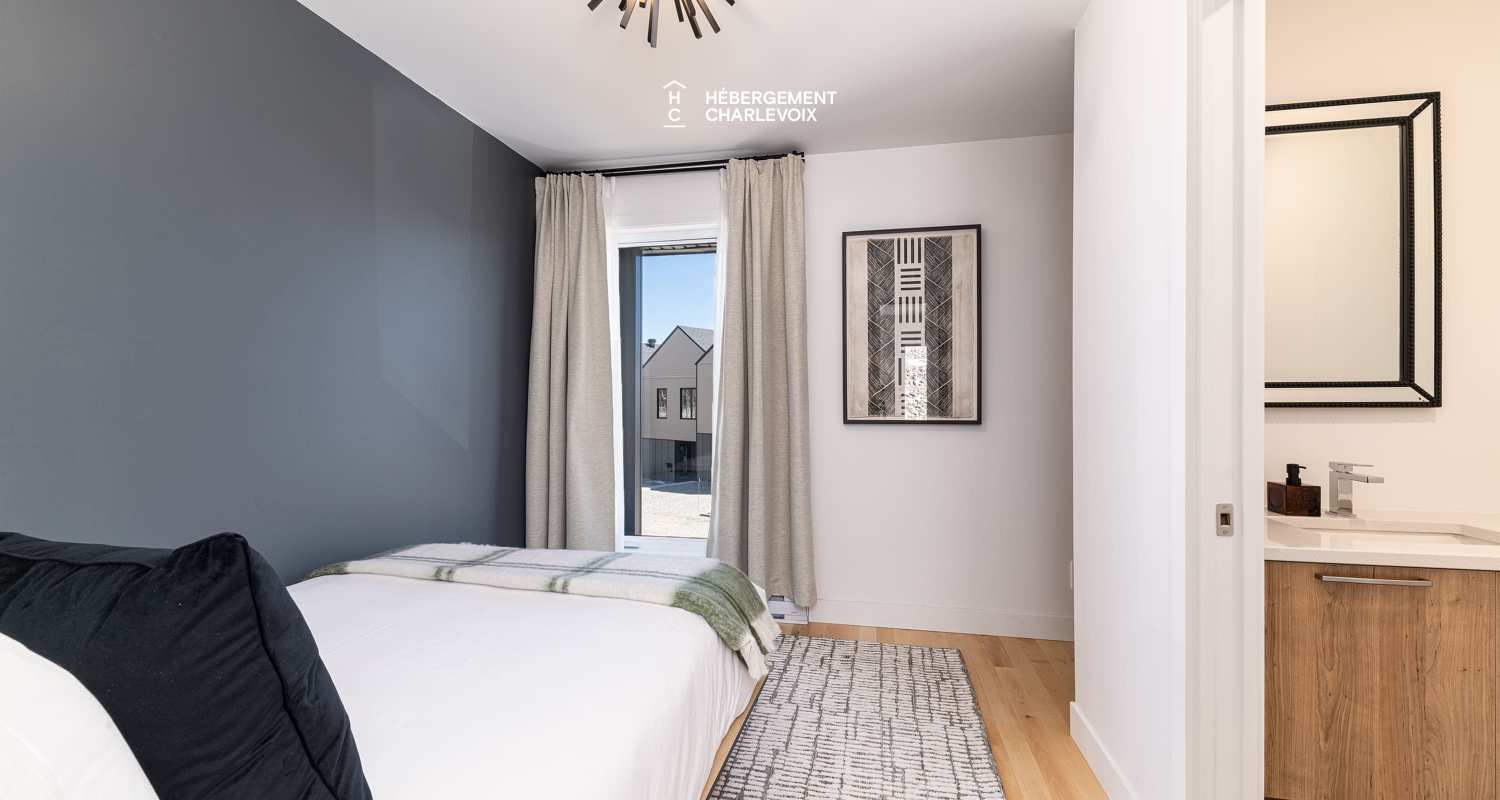 Chalet Grande-Pointe 10 - Is located at less than 200 meters from the chairlift