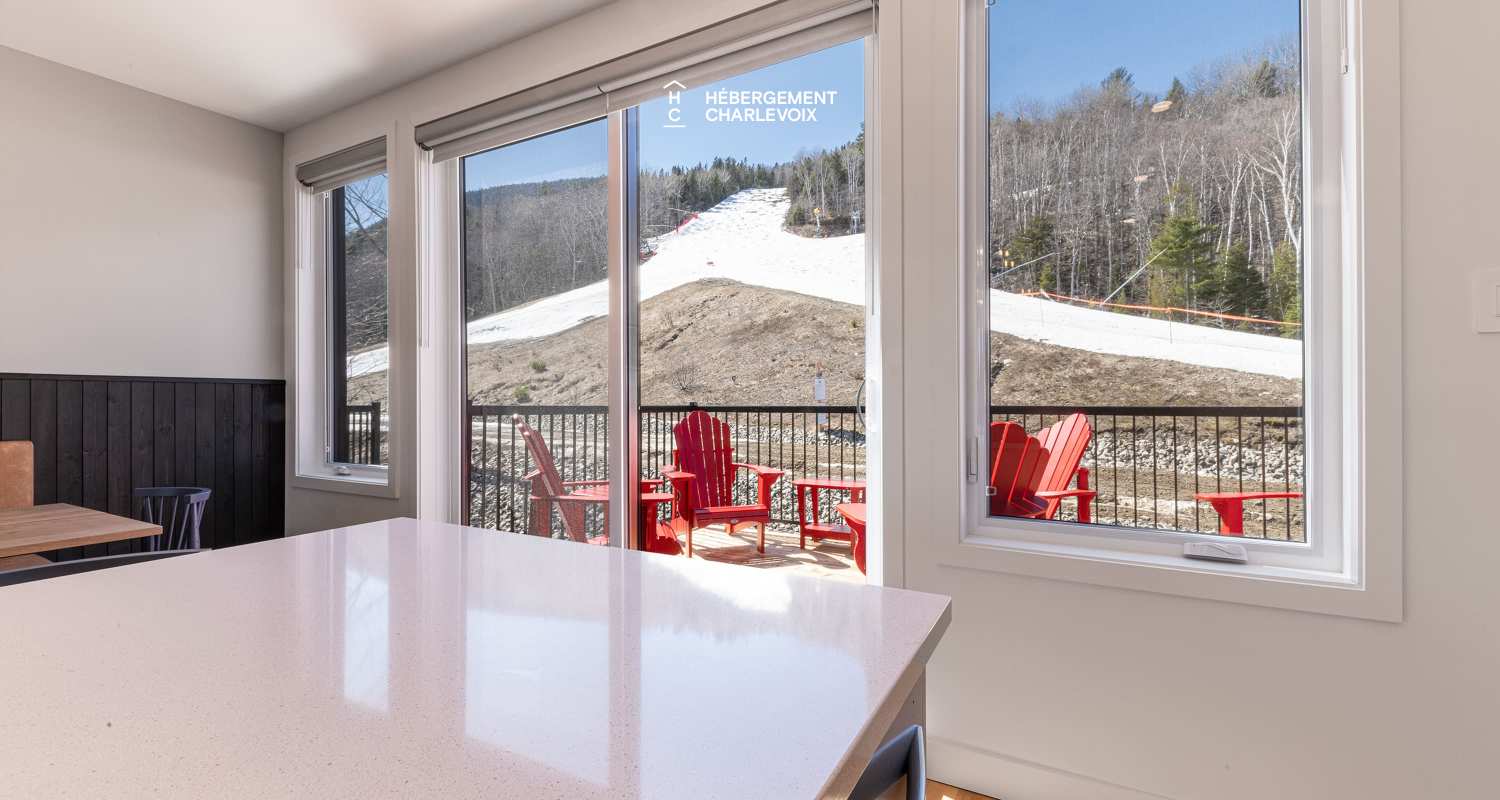 Chalet Grande-Pointe 10 - Is located at less than 200 meters from the chairlift