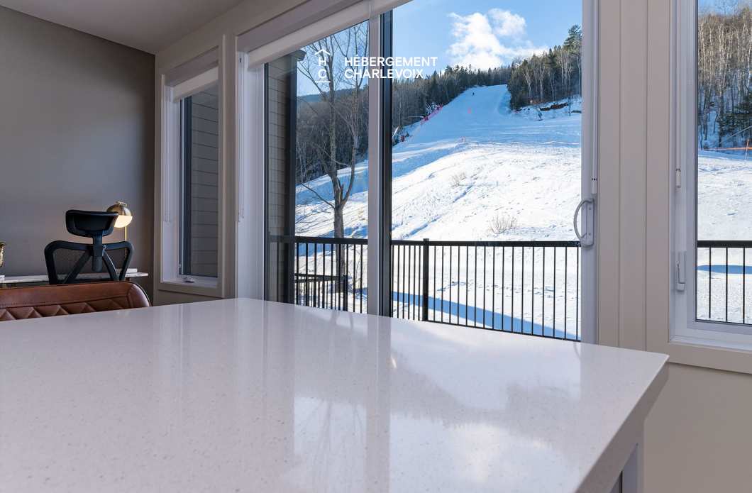 Chalet Largee-Pointe 12 - Is located at less than 200 meters from the chairlift