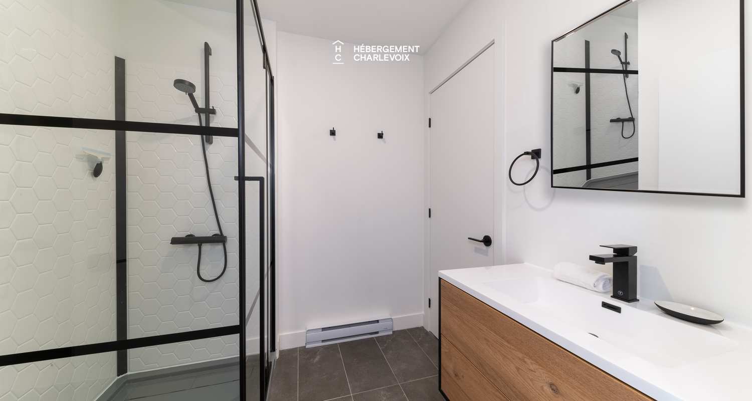 Chalet Grande-Pointe 18 - Idéal pour l'hiver tout comme l'été!