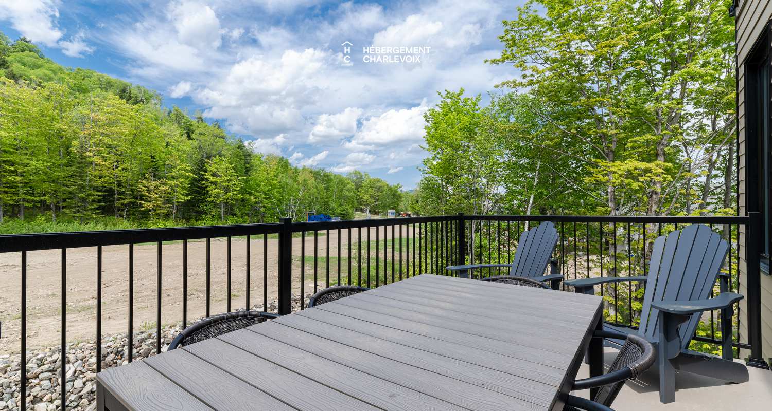 Chalet Grande-Pointe 02 - Is located at less than 200 meters from the chairlift