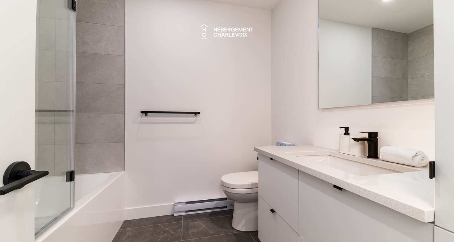 Chalet Grande-Pointe 24 - Idéal pour l'hiver tout comme l'été!