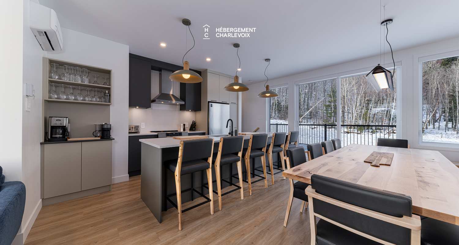 Chalet Grande-Pointe 16 - Is located at less than 200 meters from the chairlift