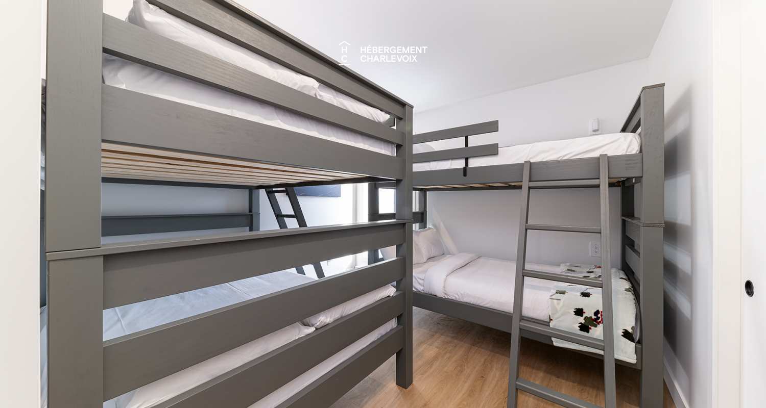 Chalet Grande-Pointe 04 - Idéal pour l'hiver tout comme l'été!