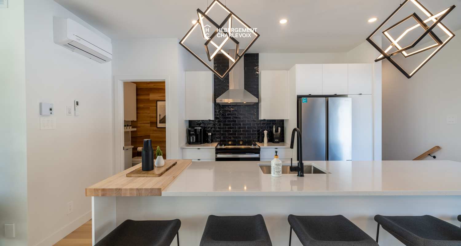 Chalet Grande-Pointe 08 - Idéal pour l'hiver tout comme l'été!