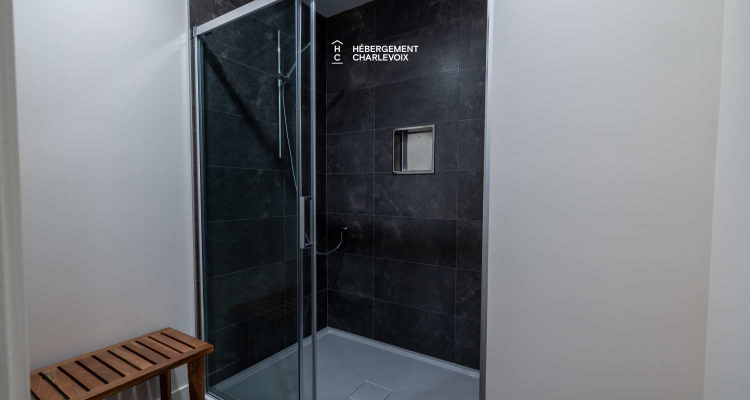 Chalet Grande-Pointe 09 - Idéal pour l'hiver tout comme l'été!