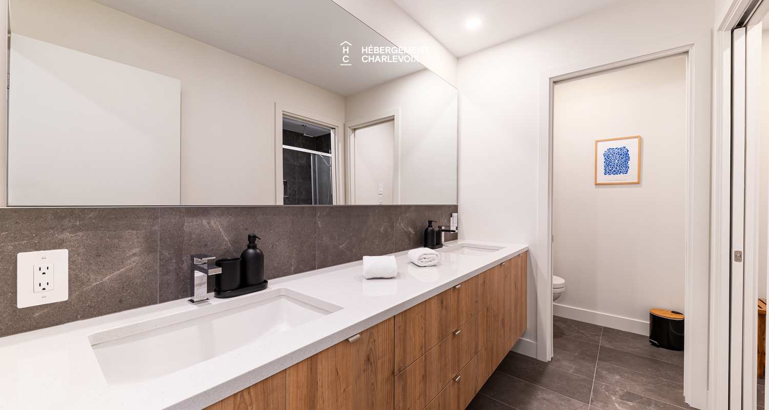 Chalet Grande-Pointe 09 - Idéal pour l'hiver tout comme l'été!