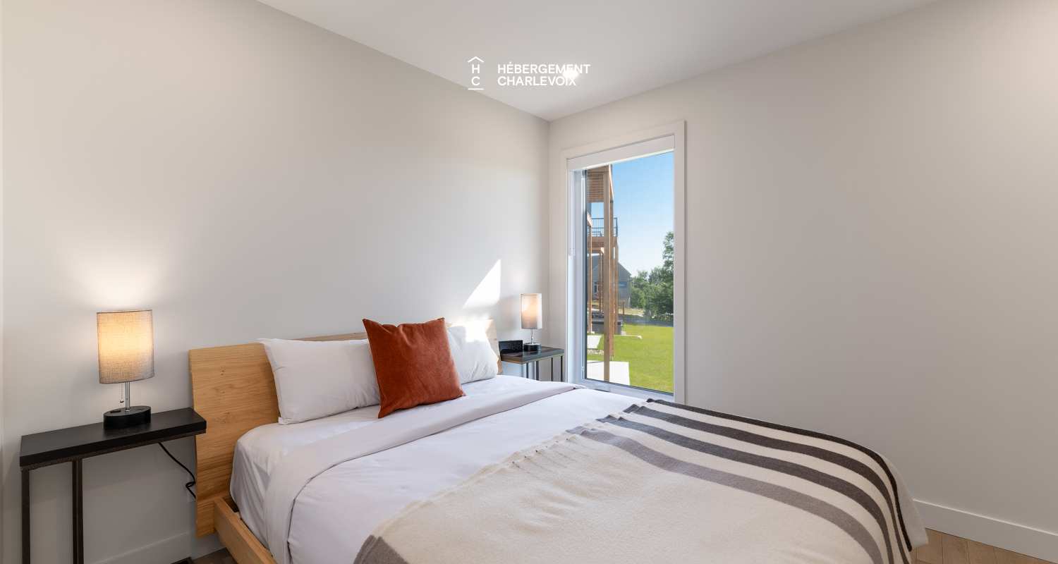 Chalet Grande-Pointe 09 - Idéal pour l'hiver tout comme l'été!