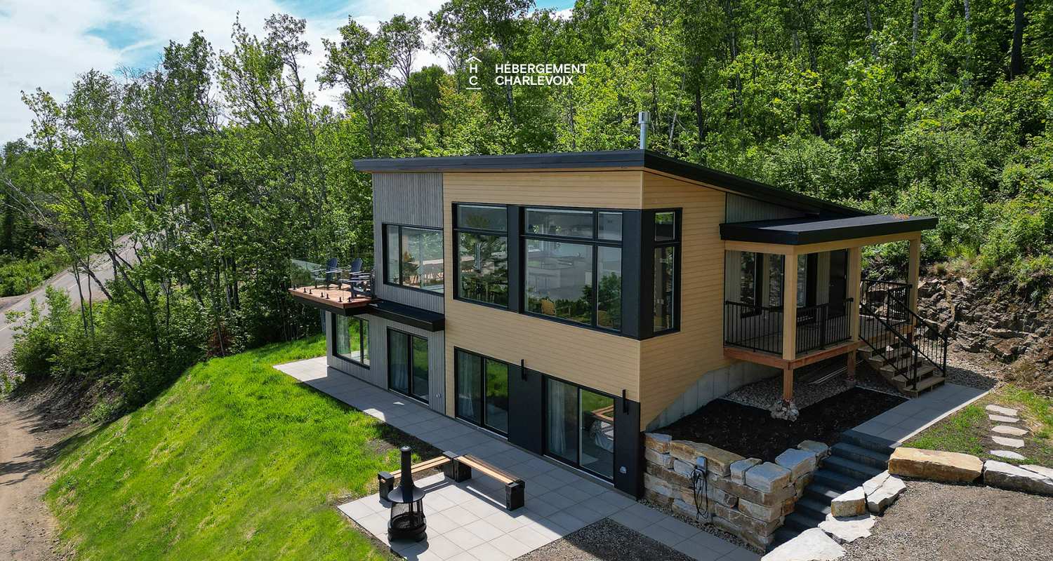 MIS-343 - Vue époustouflante sur le fleuve St-Laurent.