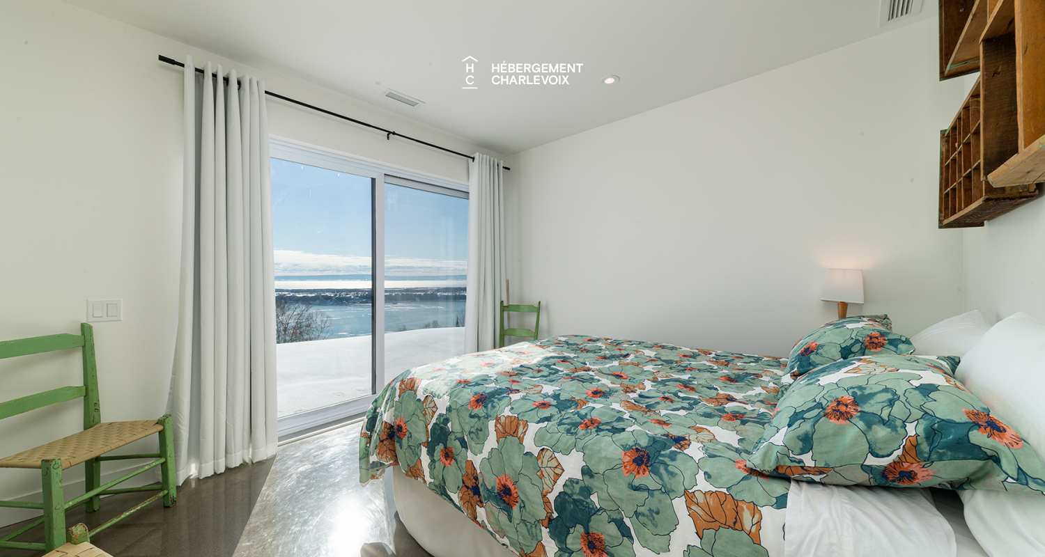 MIS-343 - Vue époustouflante sur le fleuve St-Laurent.