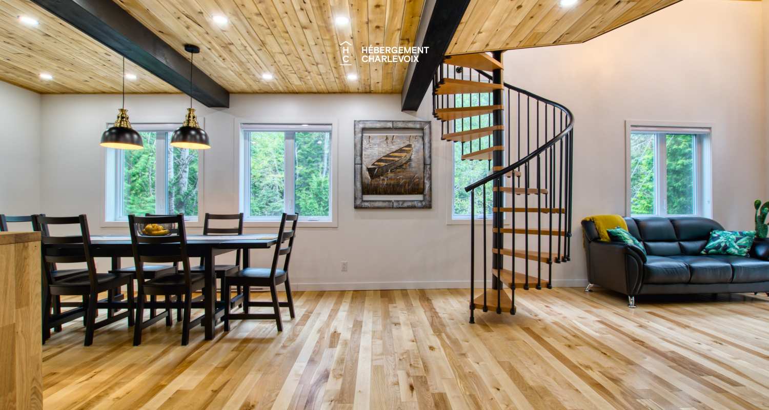 NOUF-256 - Chalet sur le bord d'un lac avec sentier, cascade et étang