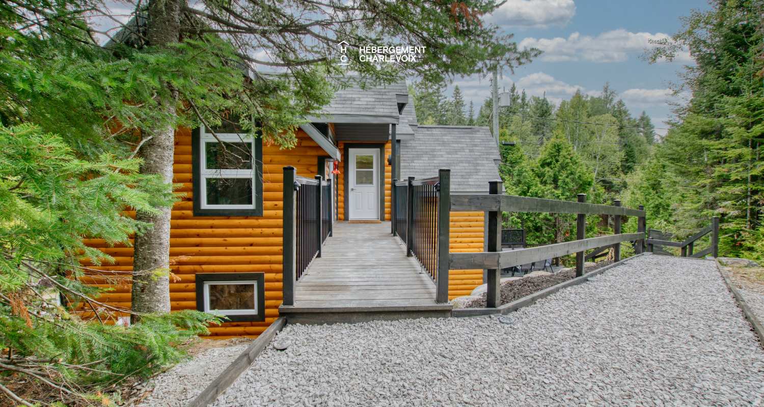 NOUF-256 - Chalet sur le bord d'un lac avec sentier, cascade et étang