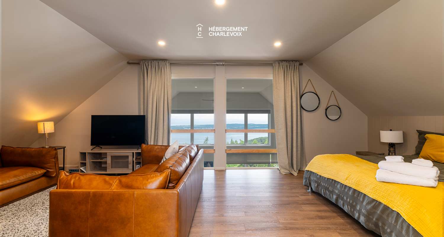 PAN-93 - The beauty of Charlevoix's landscapes