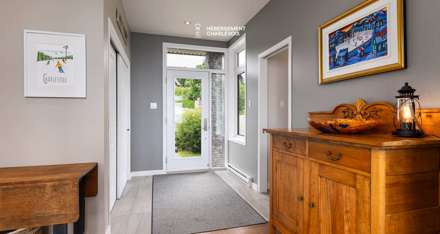 PAN-93 - The beauty of Charlevoix's landscapes