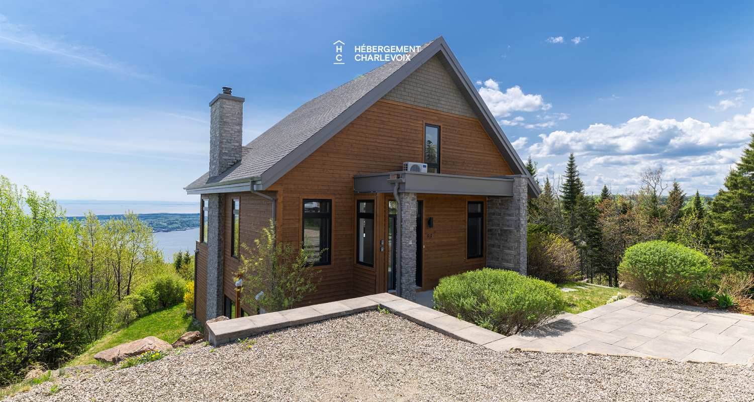 PAN-93 - The beauty of Charlevoix's landscapes