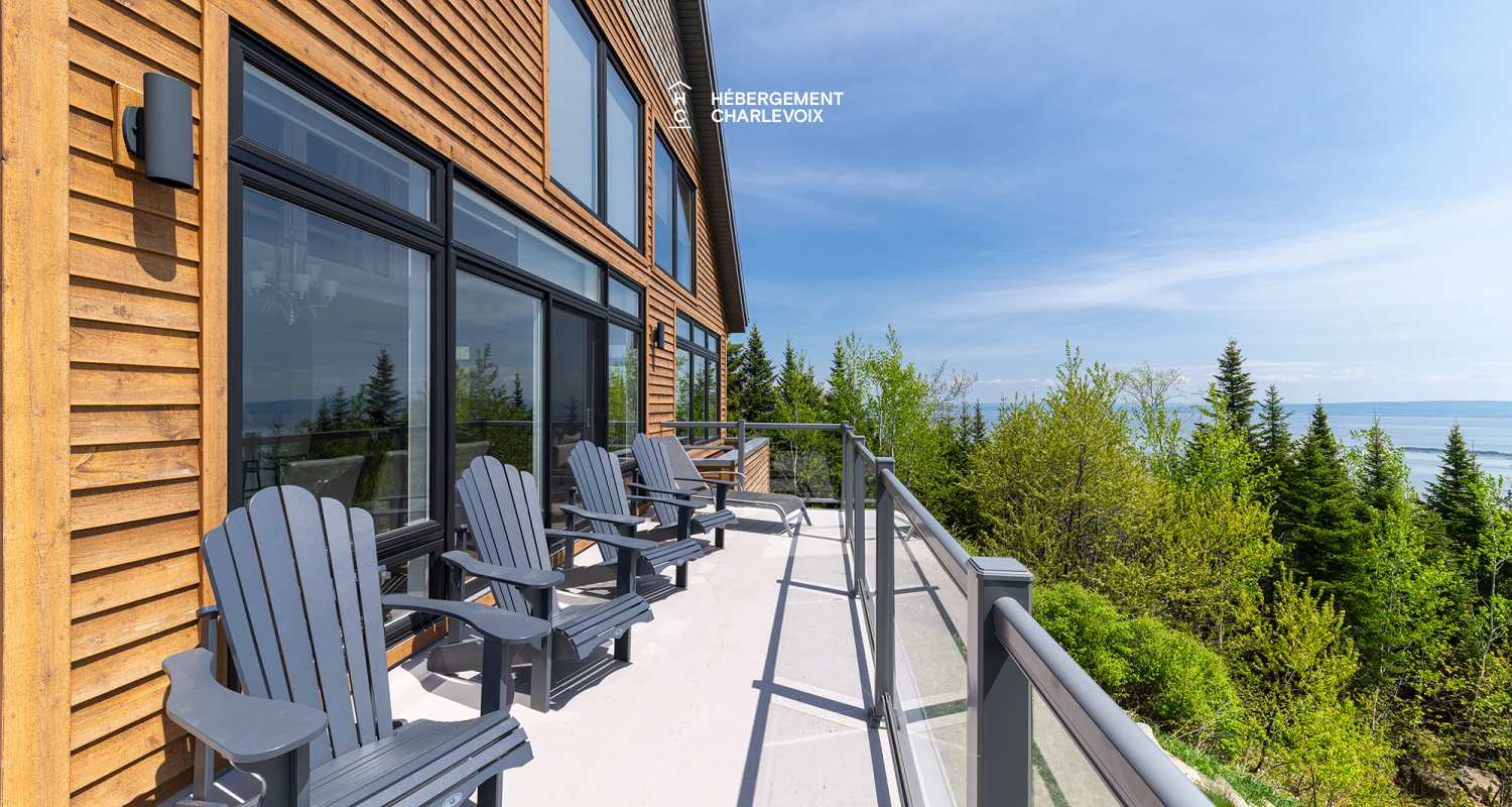 PAN-93 - The beauty of Charlevoix's landscapes