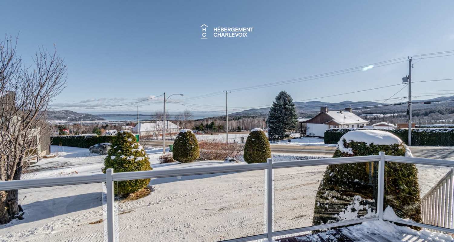 PHA-206 - wow! Charming cottage with a view of Baie-Saint-Paul!