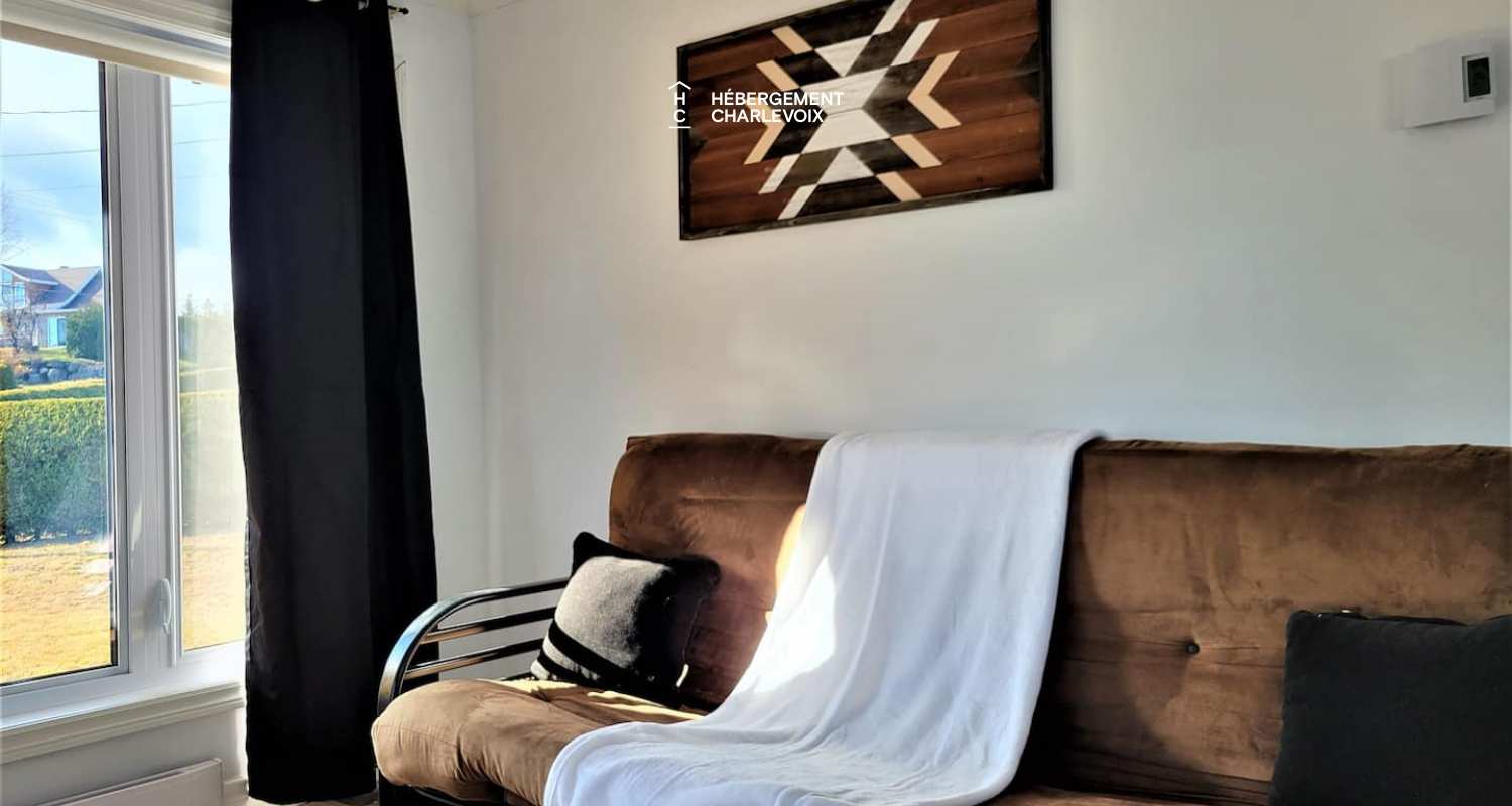 PHA-206 - wow! Charming cottage with a view of Baie-Saint-Paul!