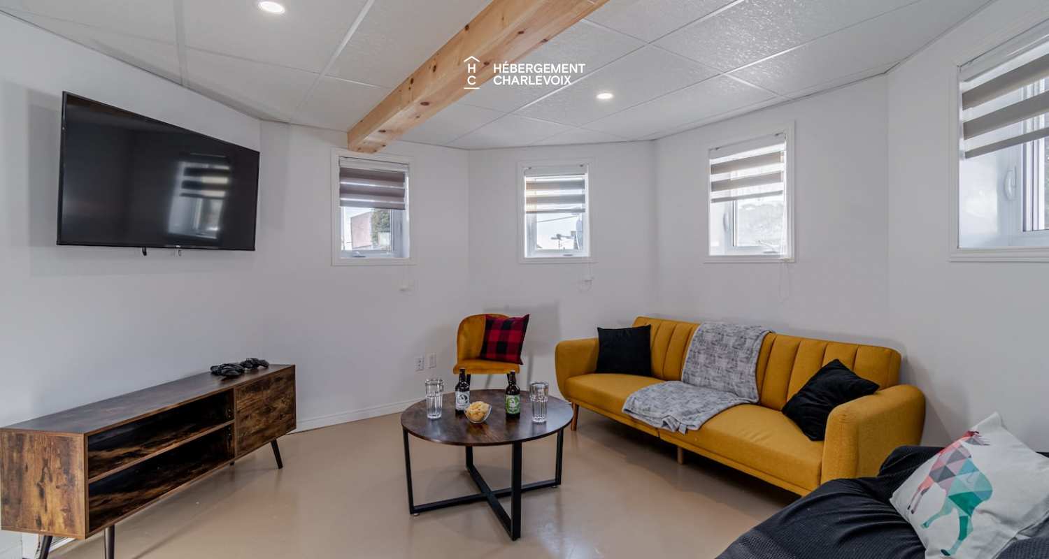 PHA-206 - wow! Charming cottage with a view of Baie-Saint-Paul!