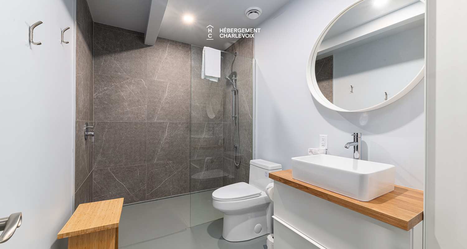 PHE-222 - Superbe chalet moderne et invitant!