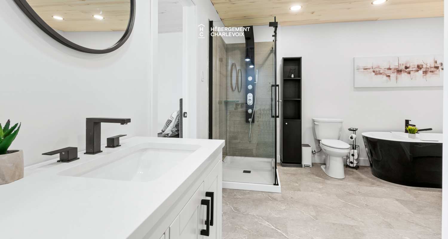 ROC-40 - Chalet neuf avec look contemporain avec vue sur le fleuve !