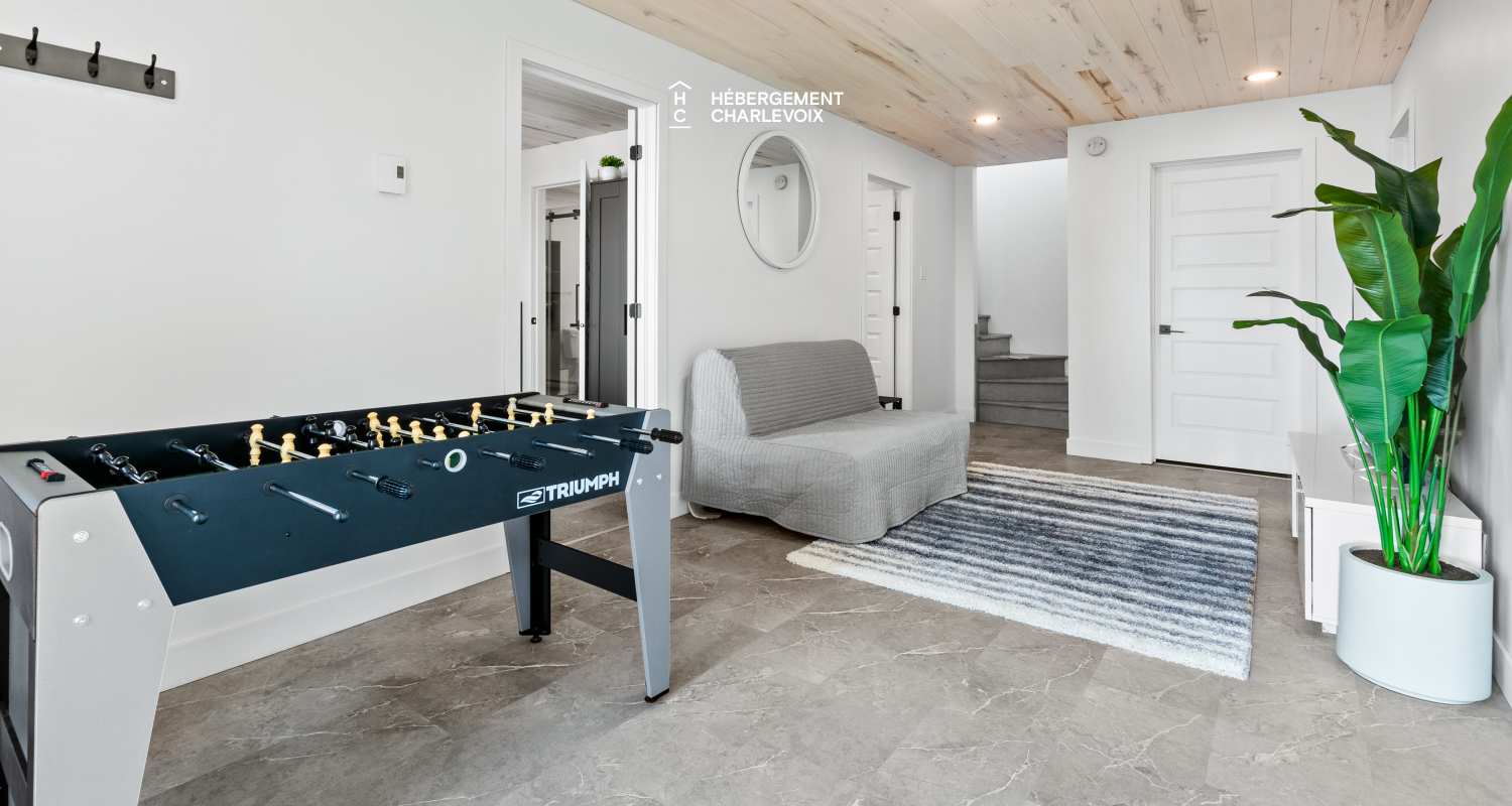 ROC-40 - Chalet neuf avec look contemporain avec vue sur le fleuve !