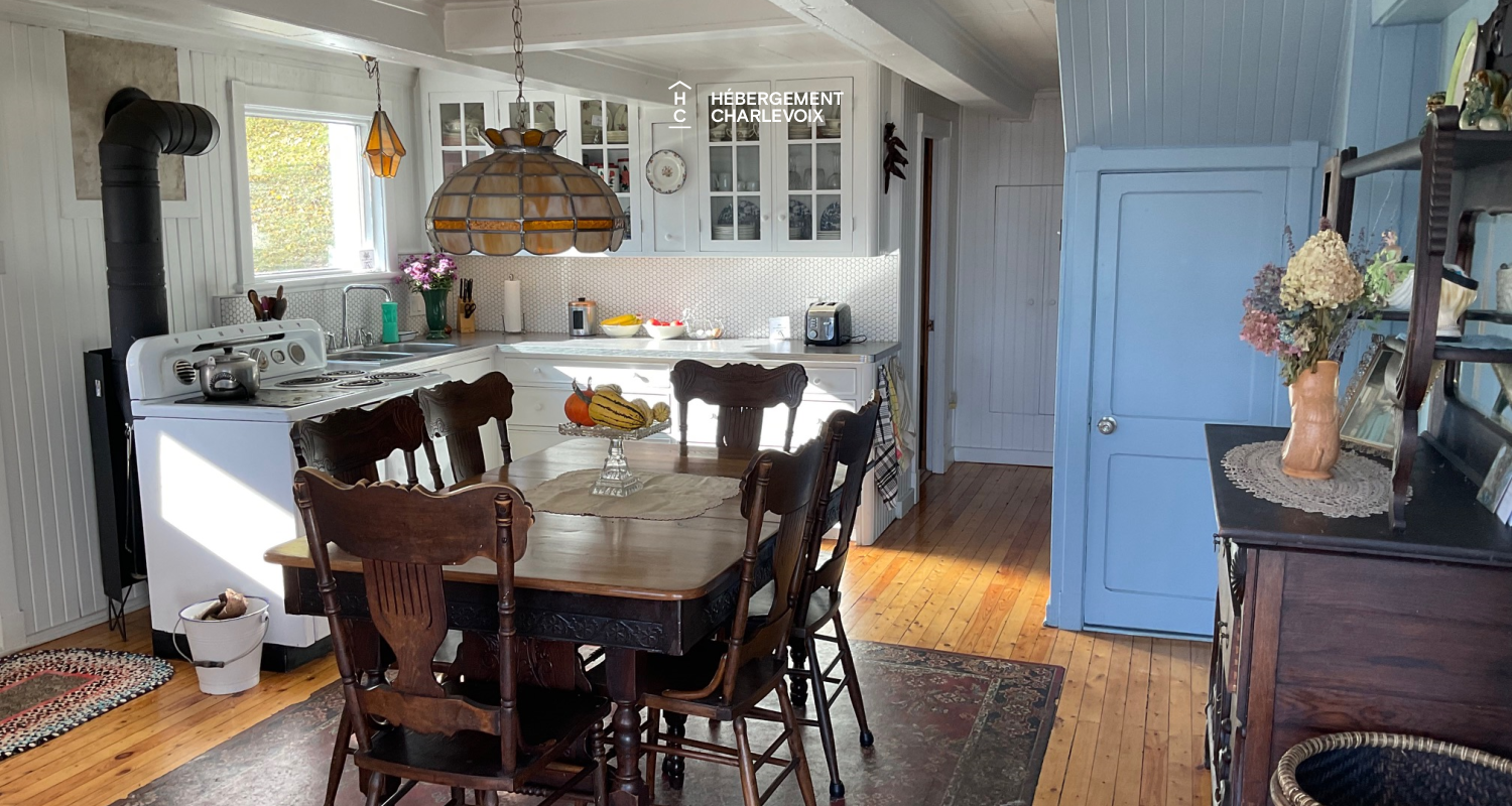 ROU-330 - À chaque objet son histoire