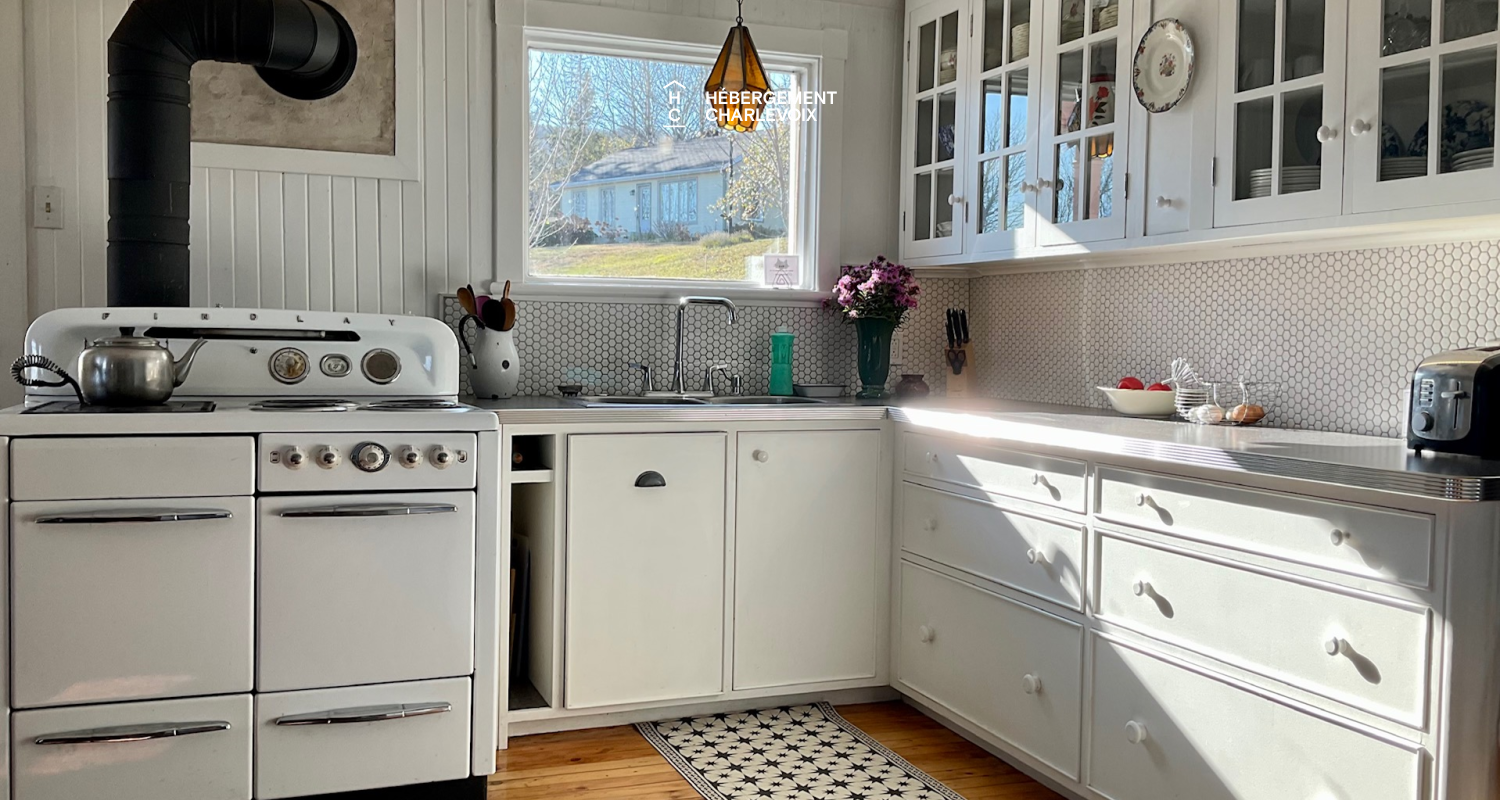 ROU-330 - À chaque objet son histoire