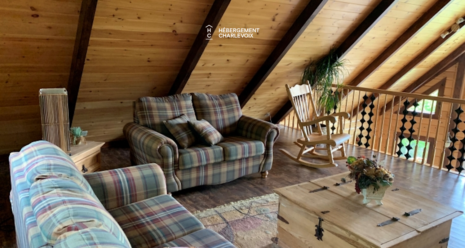 RUS-42 - Chalet en bois rond propice à la détente!