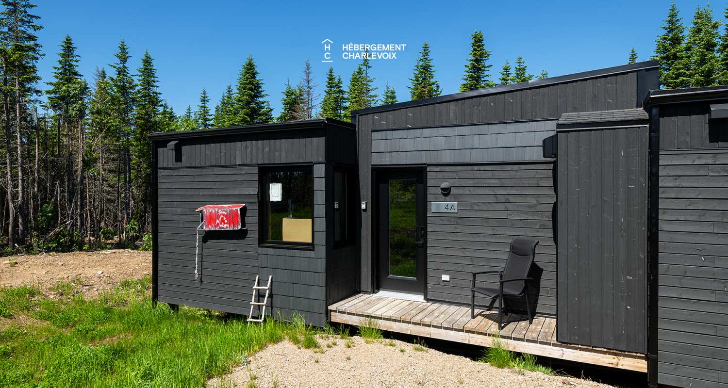 Refuge-4-A - Tini-house at the top the Massif