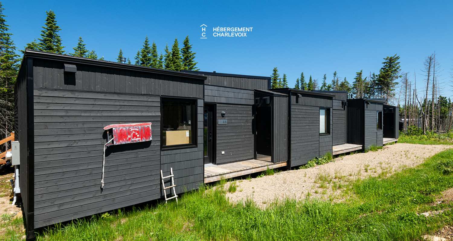 Refuge-4-A - Tini-house at the top the Massif