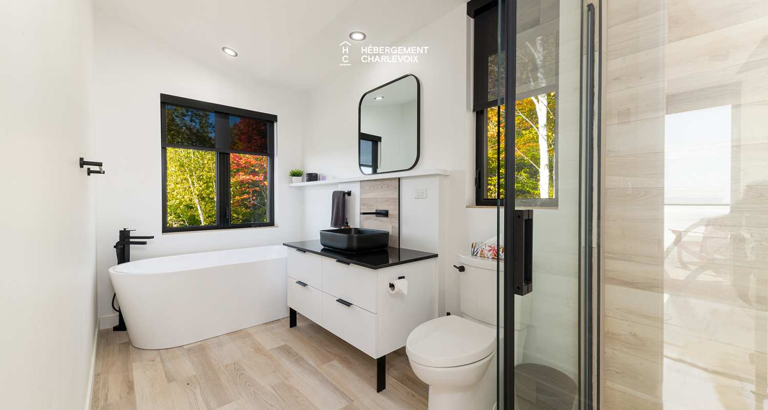 SHA-41 - Magnifique chalet NEUF, moderne avec vue spectaculaire