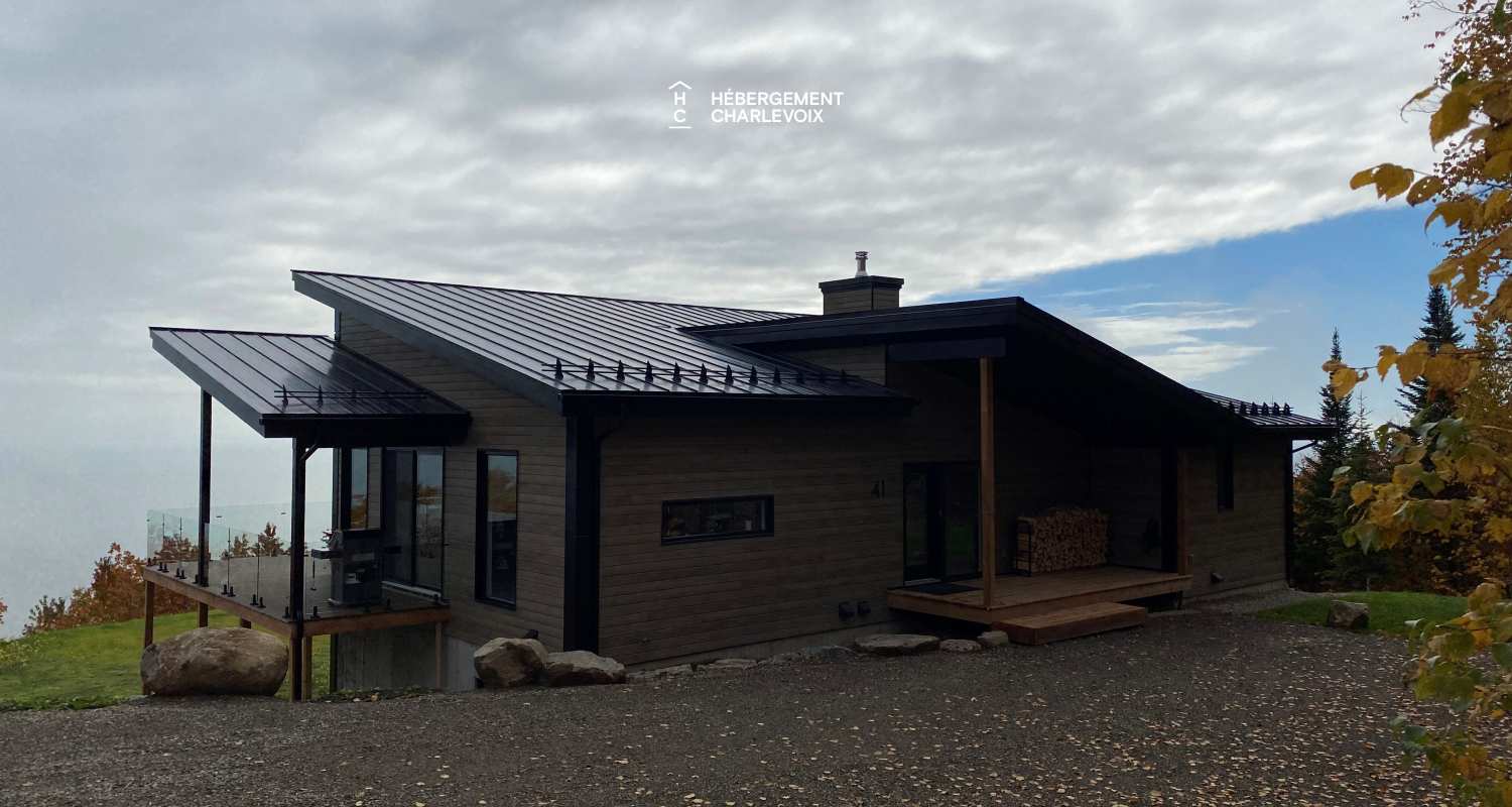 SHA-41 - Magnifique chalet NEUF, moderne avec vue spectaculaire