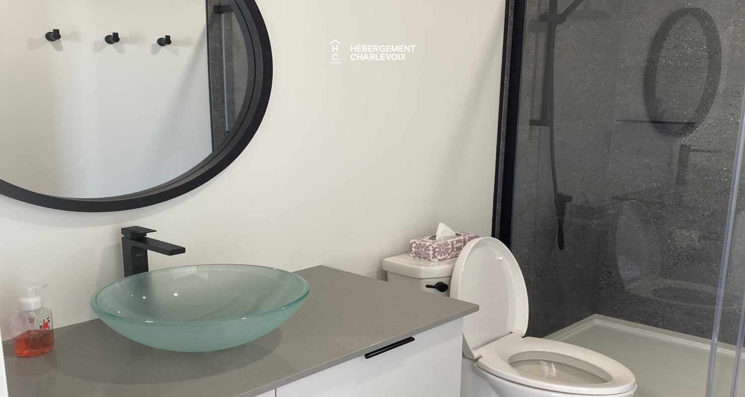 SHA-41 - Magnifique chalet NEUF, moderne avec vue spectaculaire