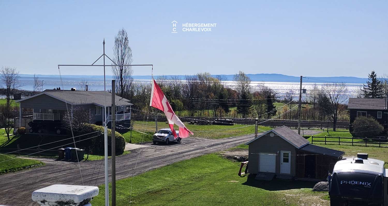 TOR-1049 - Près du Massif et de la plage de Petite-Rivière St-François