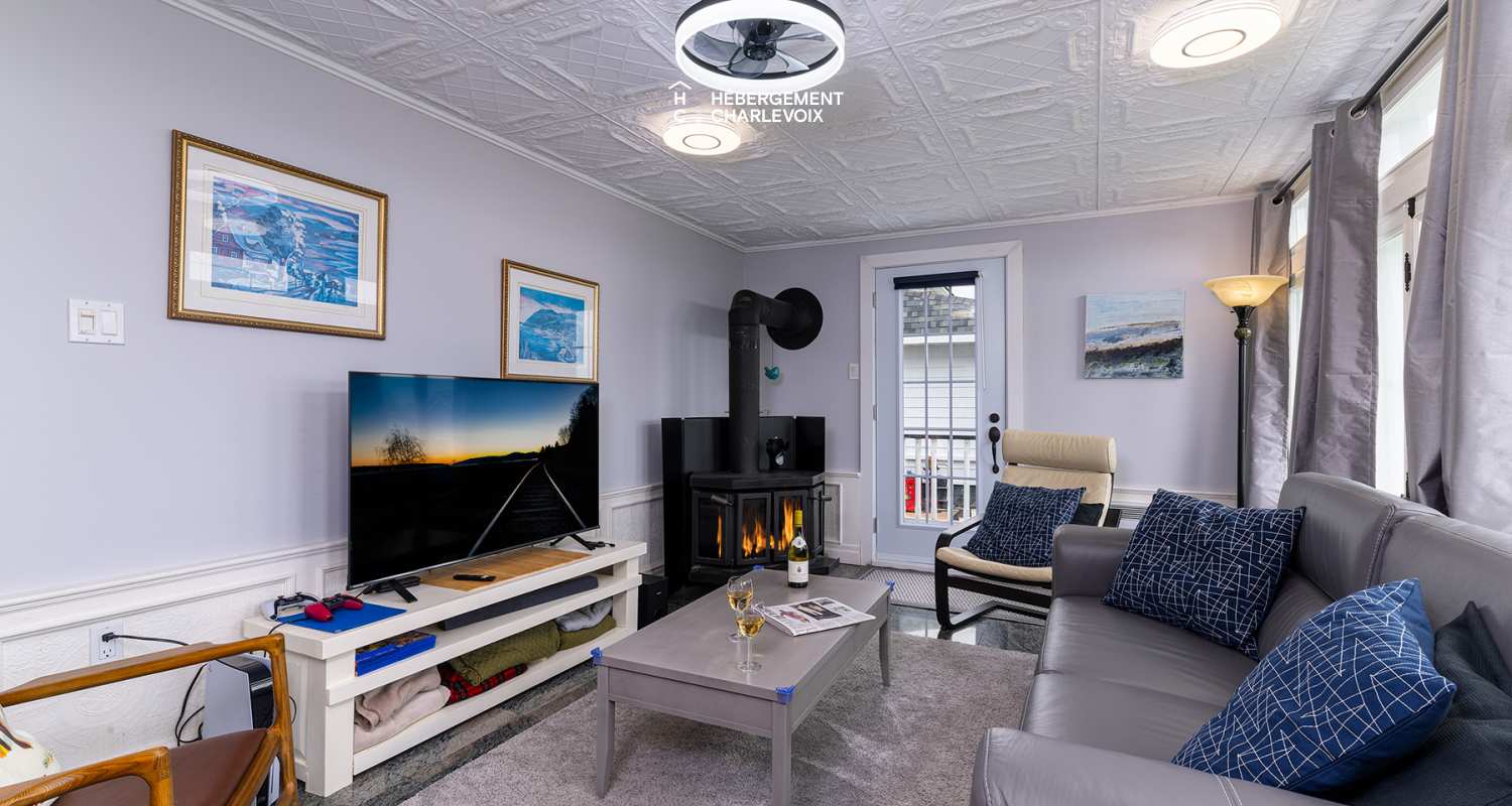 TOR-1049 - Près du Massif et de la plage de Petite-Rivière St-François