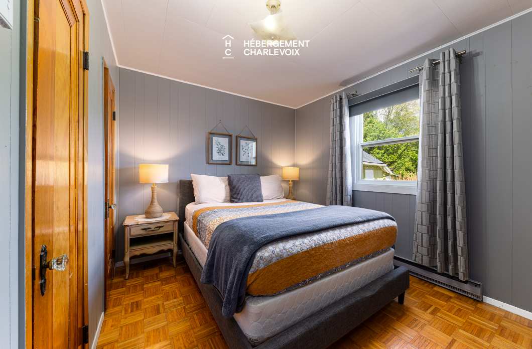 TOU-9 - Charming cottage with two terraces