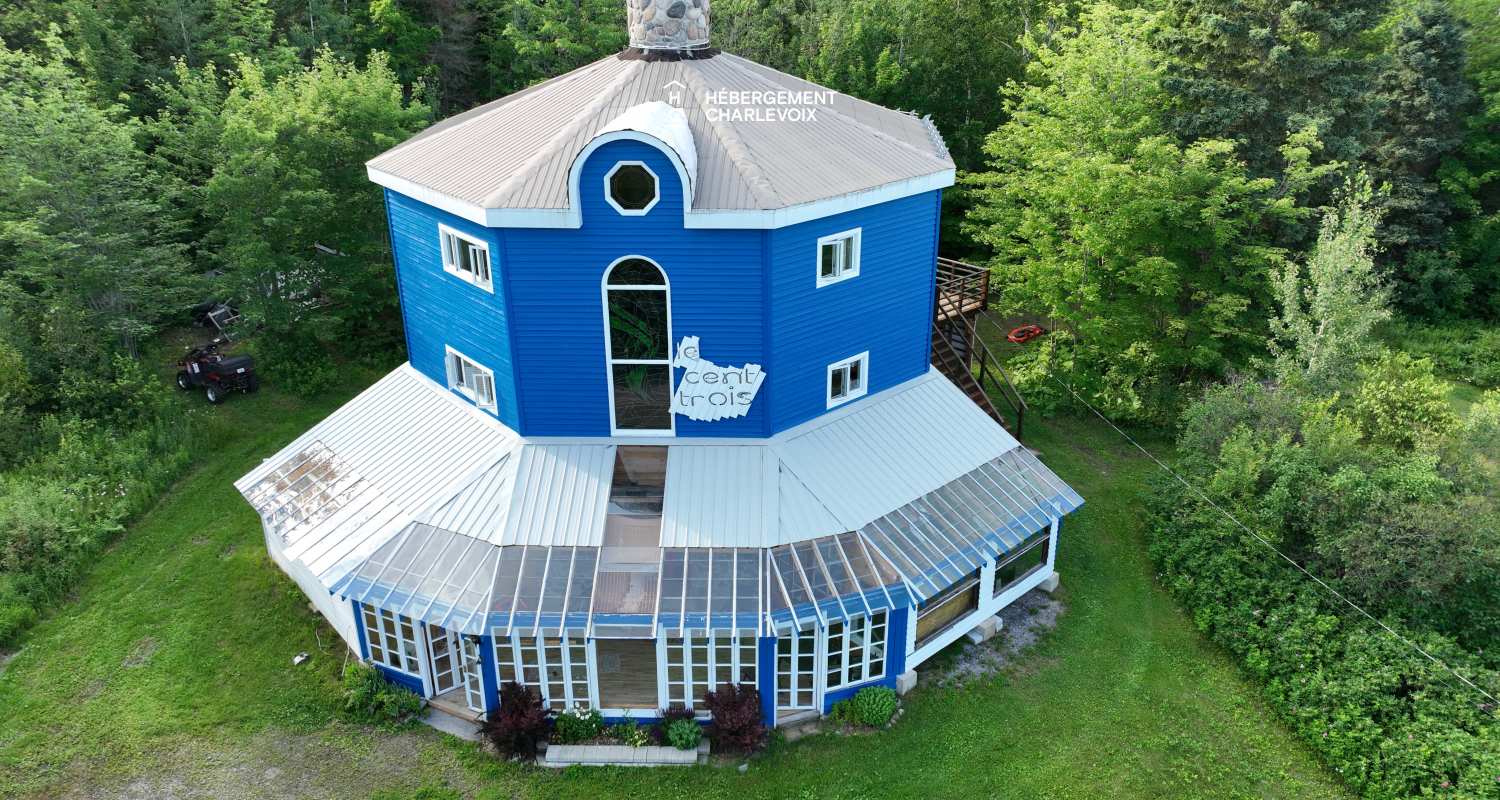 UNI-103 - Unique de par son architecture