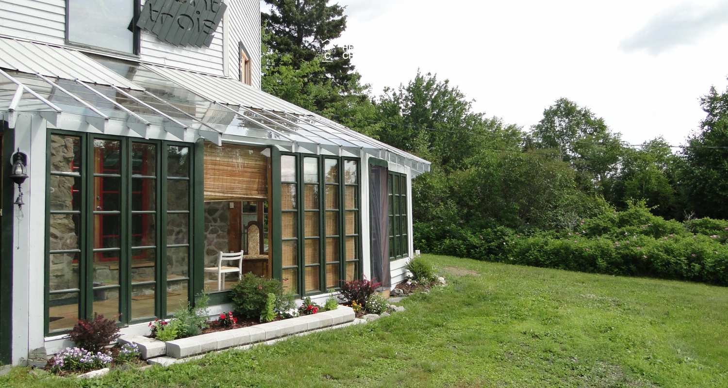 UNI-103 - Unique de par son architecture