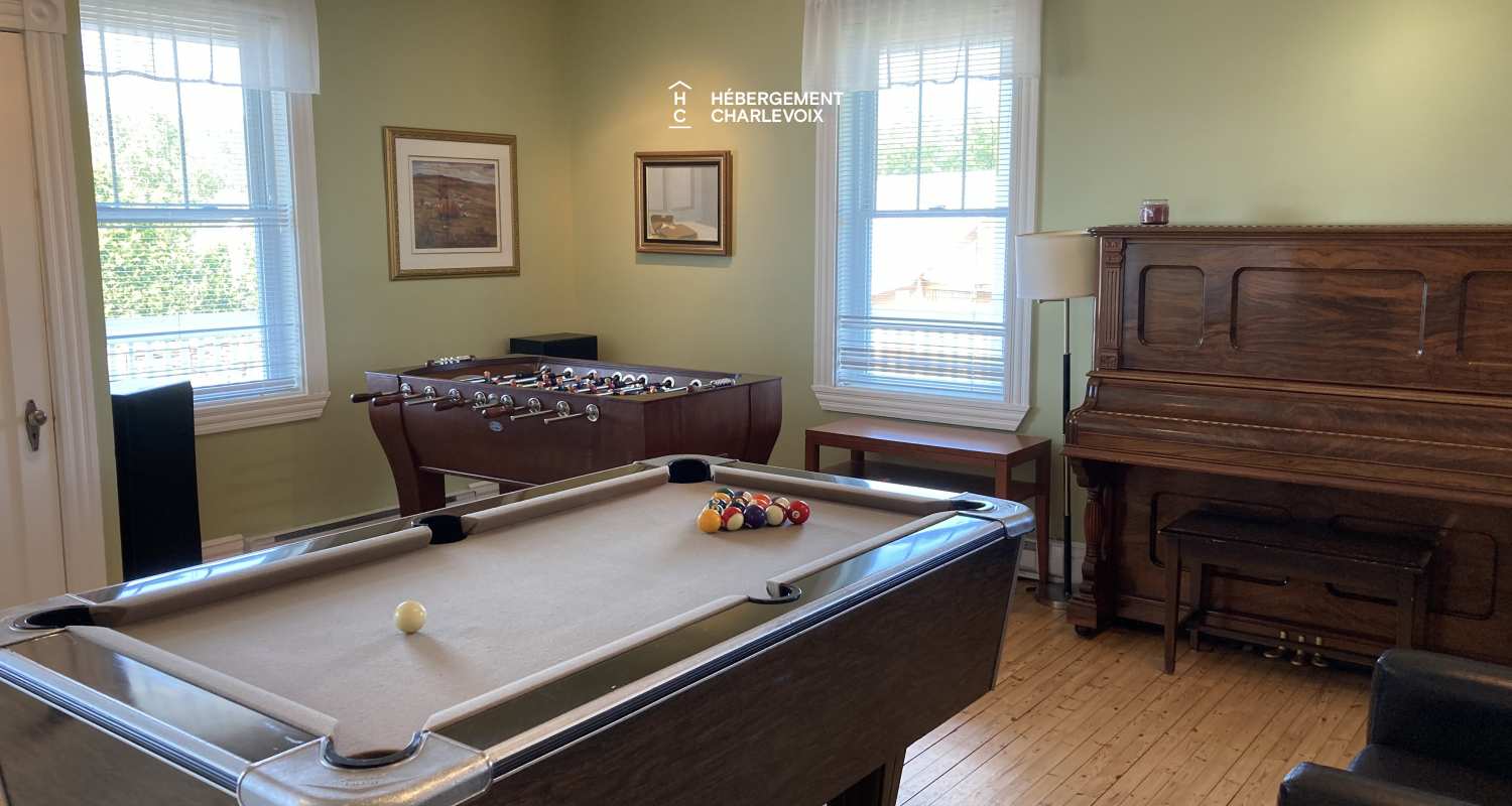 VEN-97 - Welcome to the presbytery of St-Aimé des Lacs in Charlevoix, 10 minutes from the renowned restaurant BOOTLEGGER.