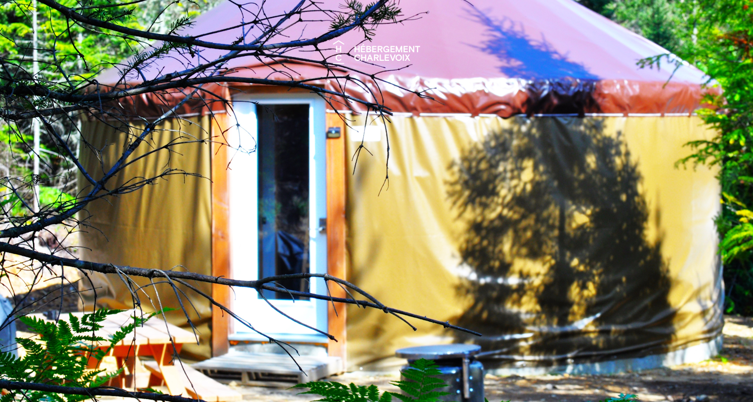 EXP-135-2 - Vivez le mariage parfait entre nature et confort!