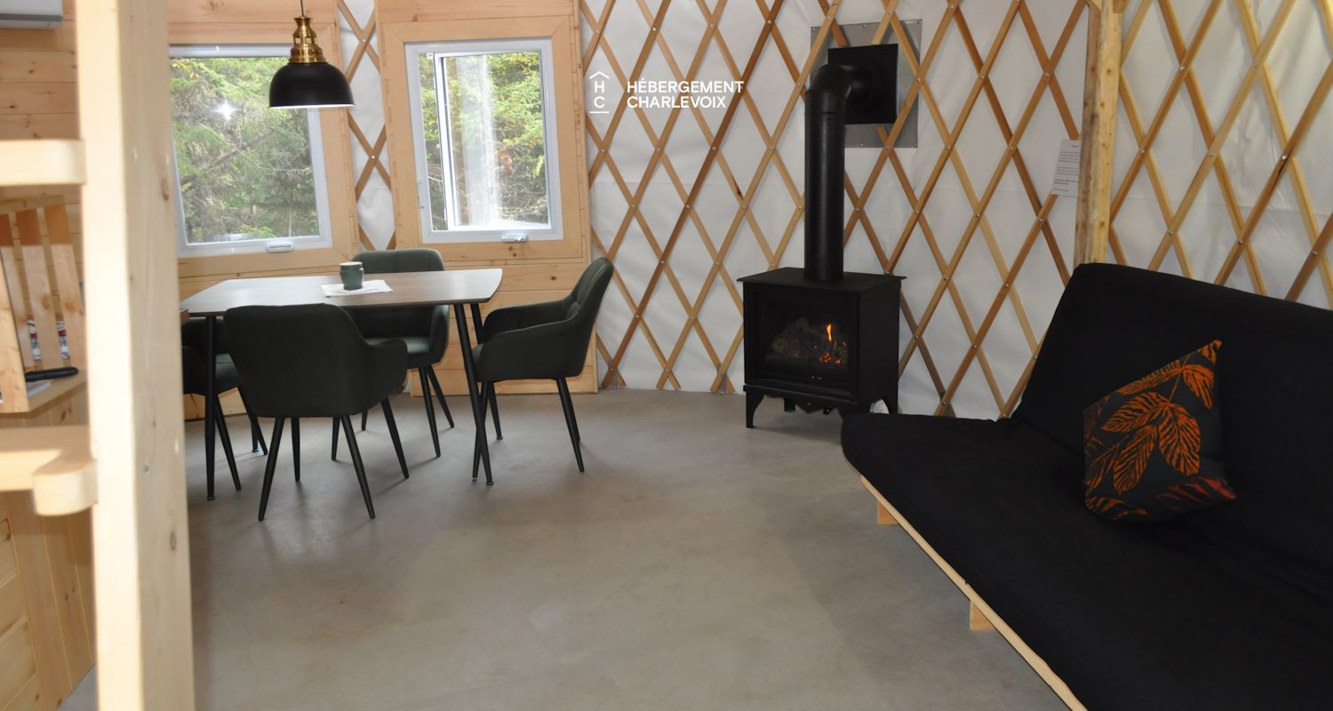 EXP-135-2 - Vivez le mariage parfait entre nature et confort!