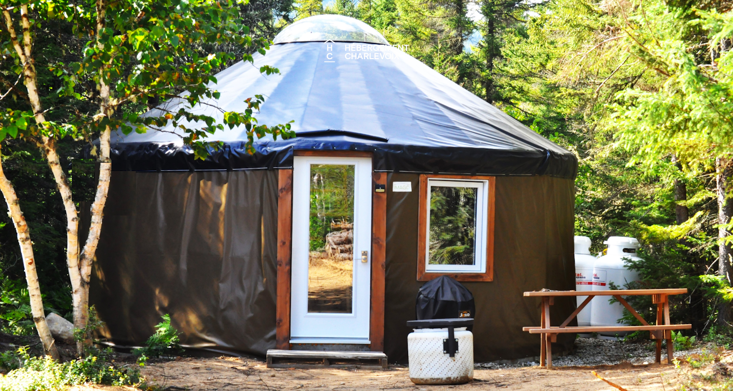 EXP-135-3 - Vivez le mariage parfait entre nature et confort!