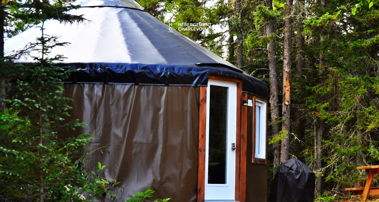 EXP-135-3 - Vivez le mariage parfait entre nature et confort!