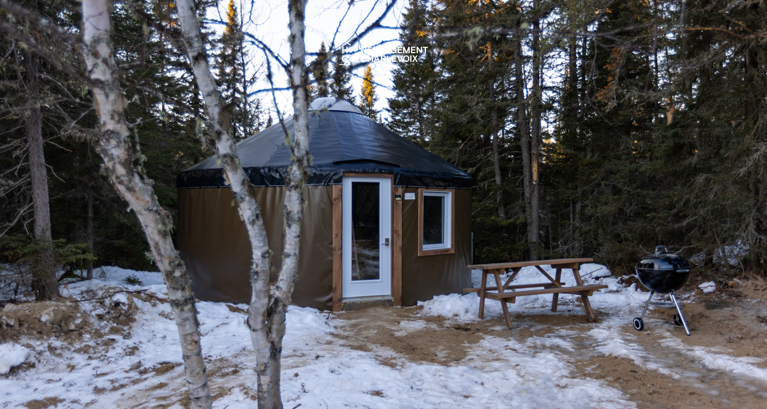 EXP-135-3 - Vivez le mariage parfait entre nature et confort!