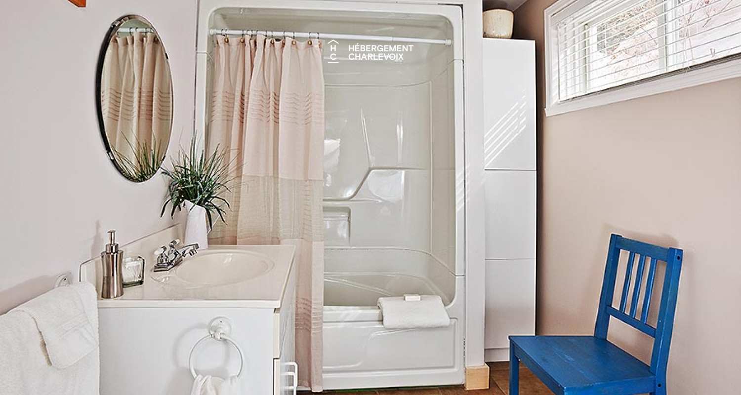 CAR-30 - Charming apartment in Baie-St-Paul.