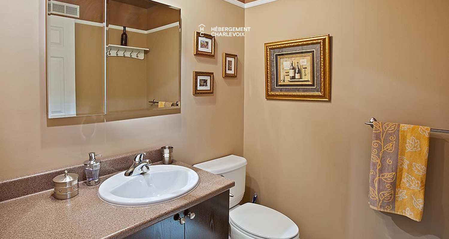 BAR-17 - An outside spa for the four seasons