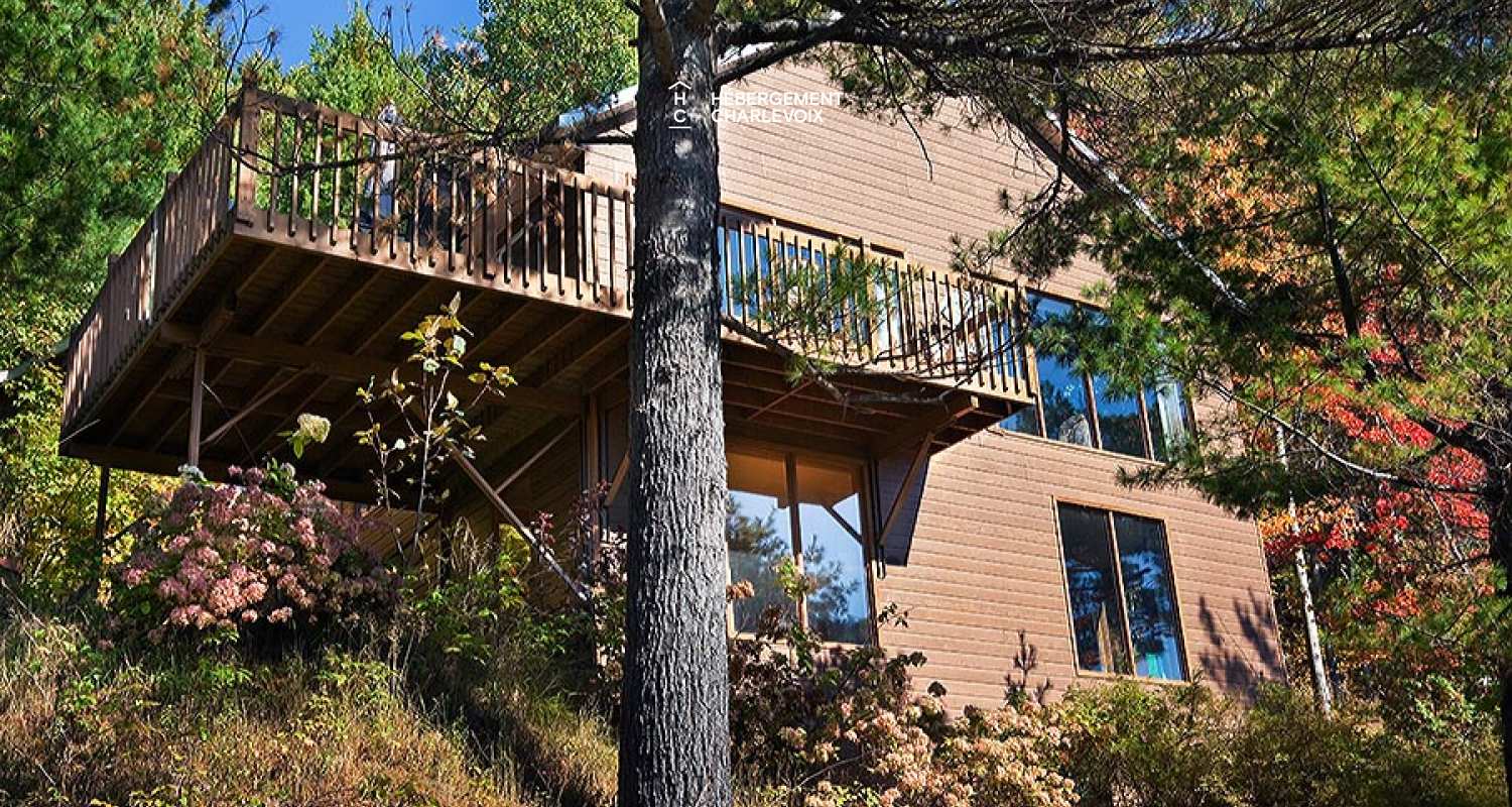 CHU-35 - A charming little waterfall to go with the spa