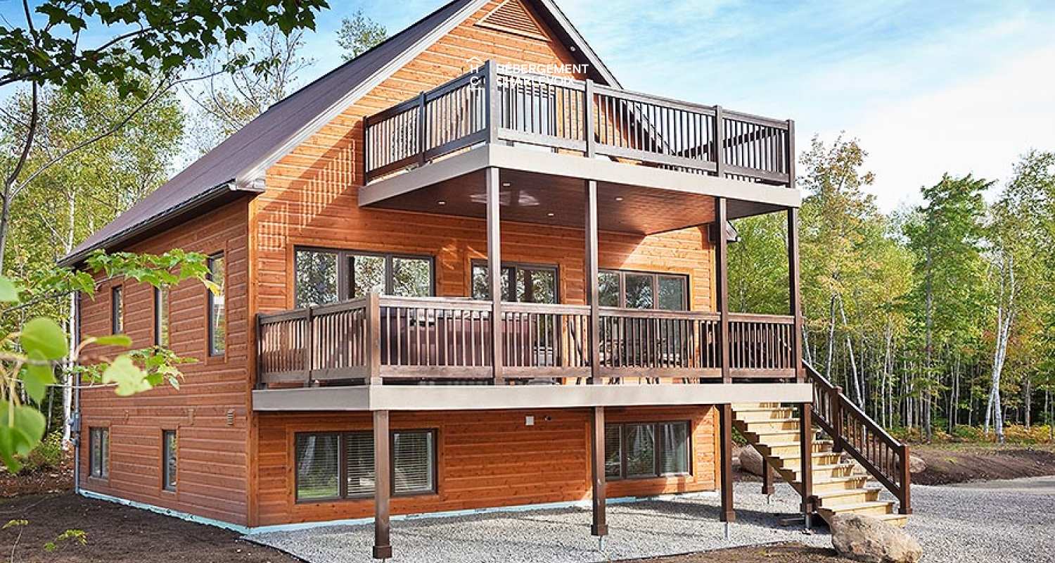 Chalet à Louer : APO-211 | Petite-Rivière-Saint-François | Hébergement ...