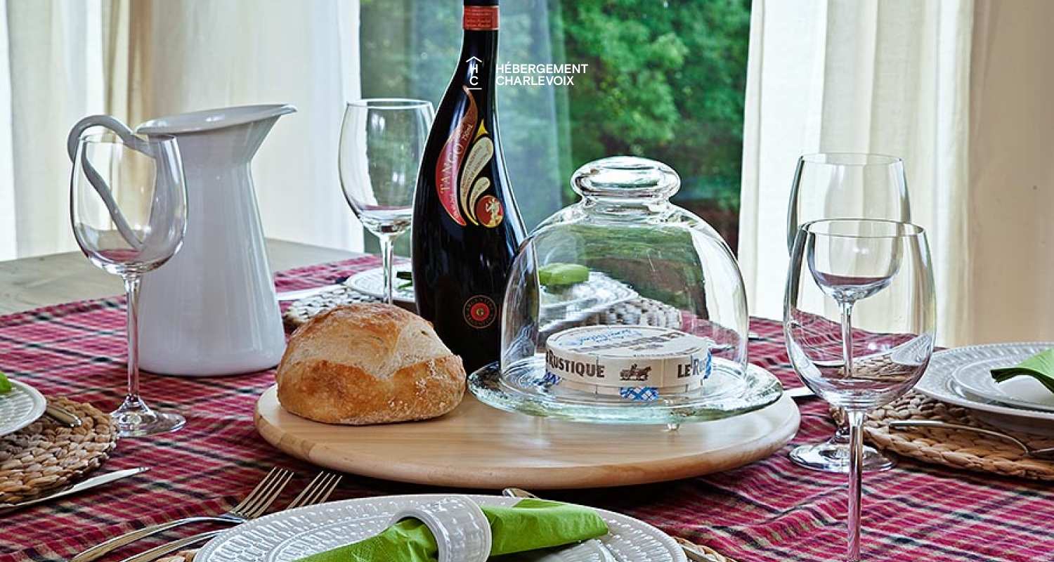 COU-85 - Coquette maison dans les hauteurs de Charlevoix